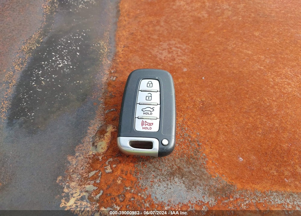 2014 HYUNDAI SONATA HYBRID VIN: KMHEC4A45EA116720