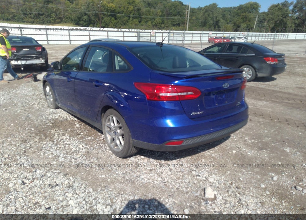 2015 FORD FOCUS SE VIN: 1FADP3F27FL333607