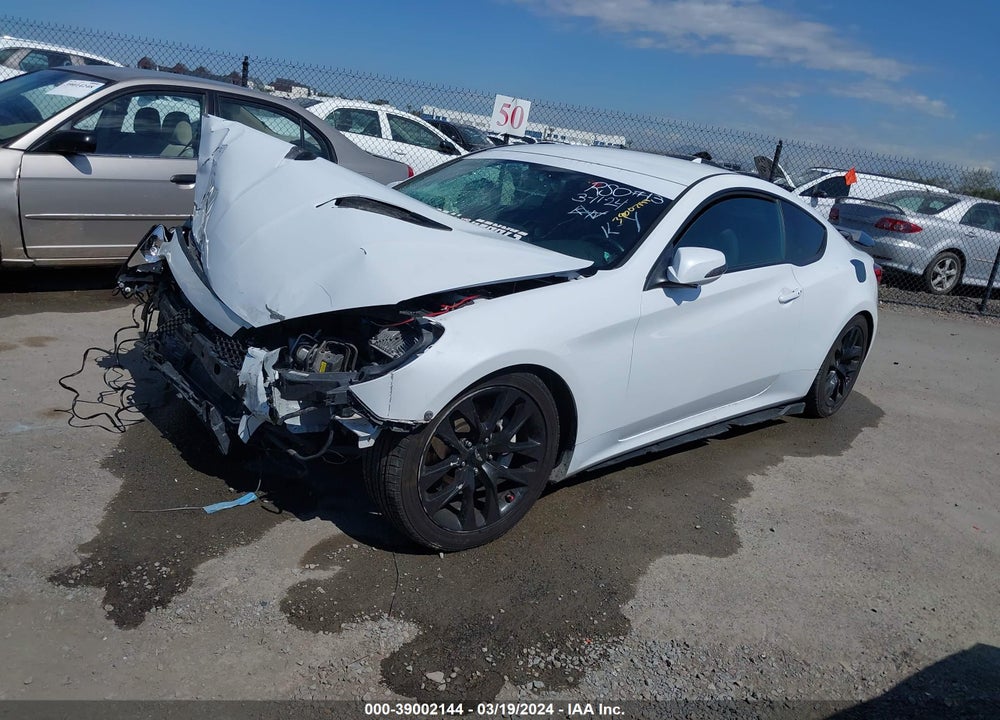 2016 HYUNDAI GENESIS 3.8 BASE VIN: KMHHT6KJ3GU134616
