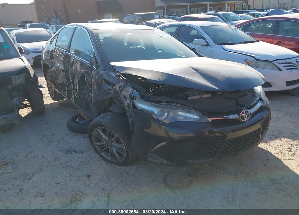 2015 TOYOTA CAMRY SE VIN: 4T1BF1FK2FU113192