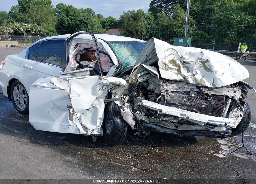 2011 HONDA ACCORD 2.4 SE VIN: 1HGCP2F64BA017074