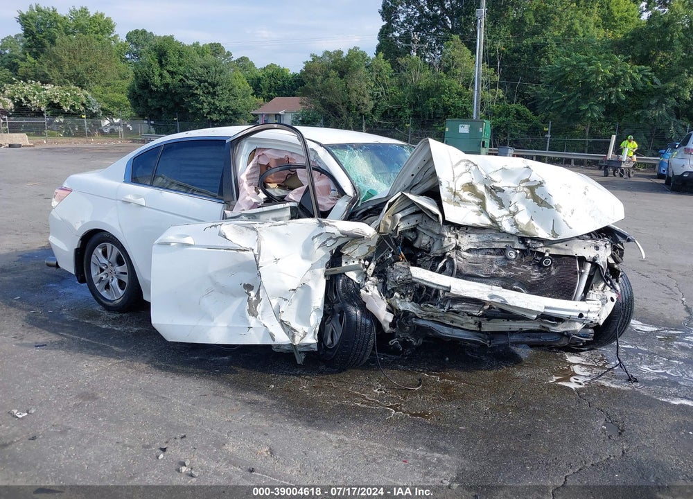 2011 HONDA ACCORD 2.4 SE VIN: 1HGCP2F64BA017074