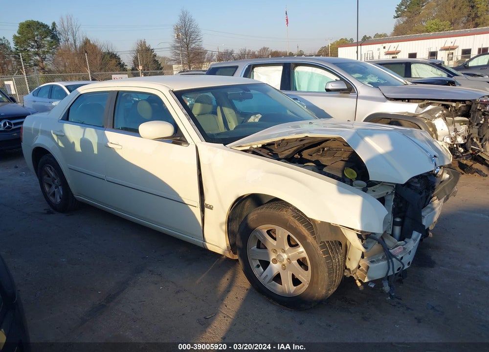 2005 CHRYSLER 300 TOURING VIN: 2C3JA53G75H678212