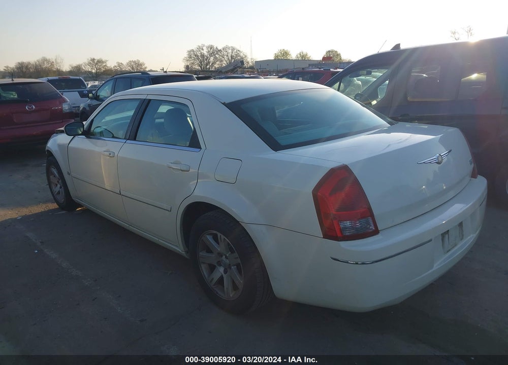 2005 CHRYSLER 300 TOURING VIN: 2C3JA53G75H678212