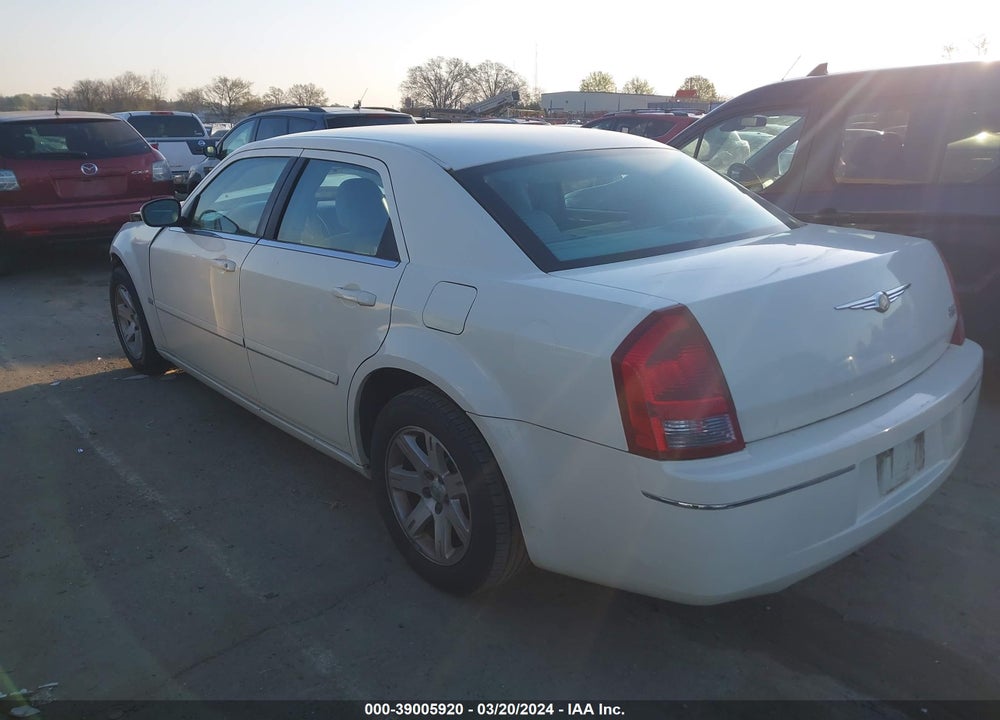 2005 CHRYSLER 300 TOURING VIN: 2C3JA53G75H678212