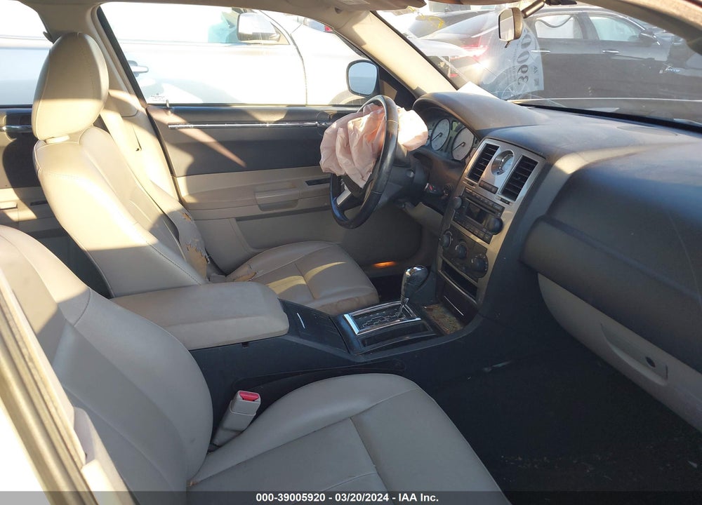 2005 CHRYSLER 300 TOURING VIN: 2C3JA53G75H678212