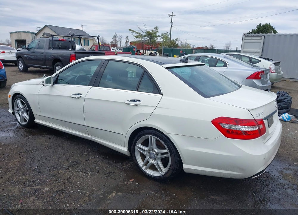 2011 MERCEDES-BENZ E 350 4MATIC VIN: WDDHF8HB0BA409222