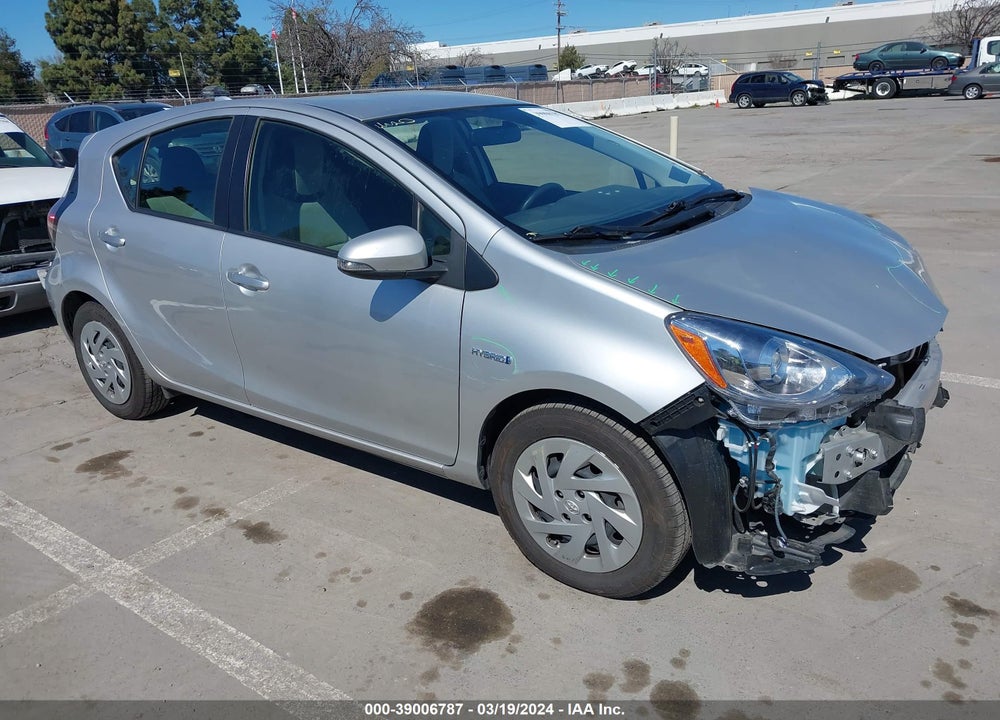 2016 TOYOTA PRIUS C ONE VIN: JTDKDTB38G1120106