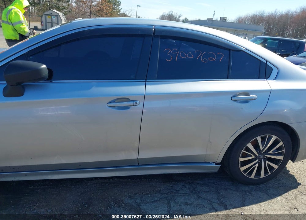 2019 SUBARU LEGACY 2.5I VIN: 4S3BNAB67K3039378