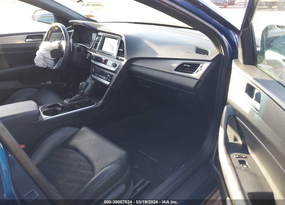 2019 HYUNDAI SONATA SPORT VIN: 5NPE34AF8KH751943