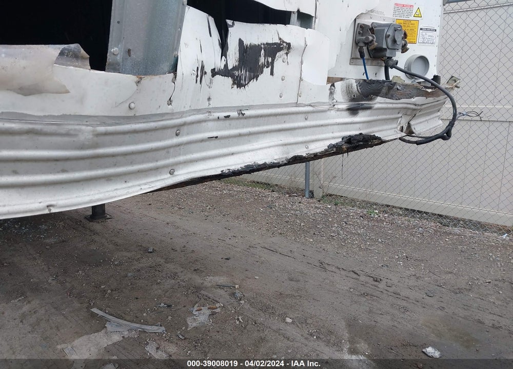2013 UTILITY TRAILER MFG --- VIN: 1UYVS2537DP686650