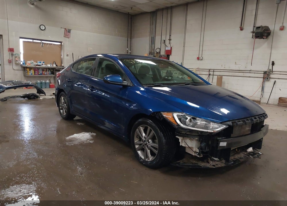 2018 HYUNDAI ELANTRA SEL VIN: 5NPD84LF8JH232996