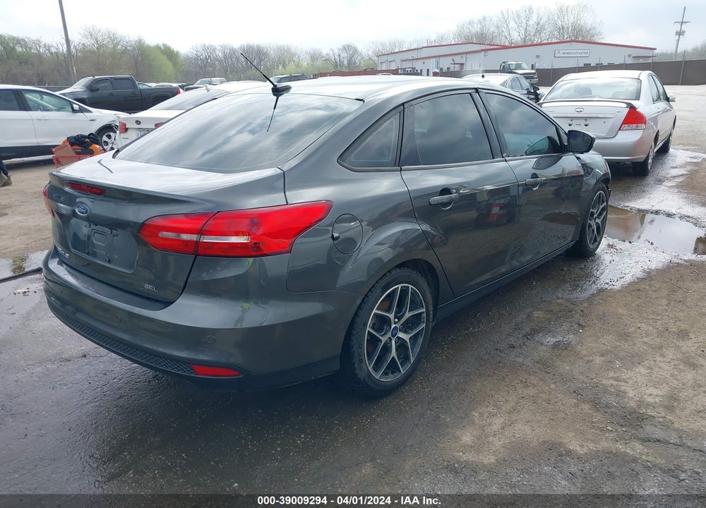 2018 FORD FOCUS SEL VIN: 1FADP3H20JL312099
