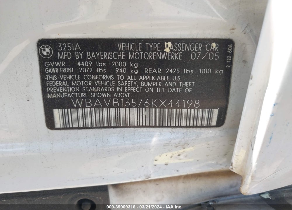 2006 BMW 325I VIN: WBAVB13576KX44198