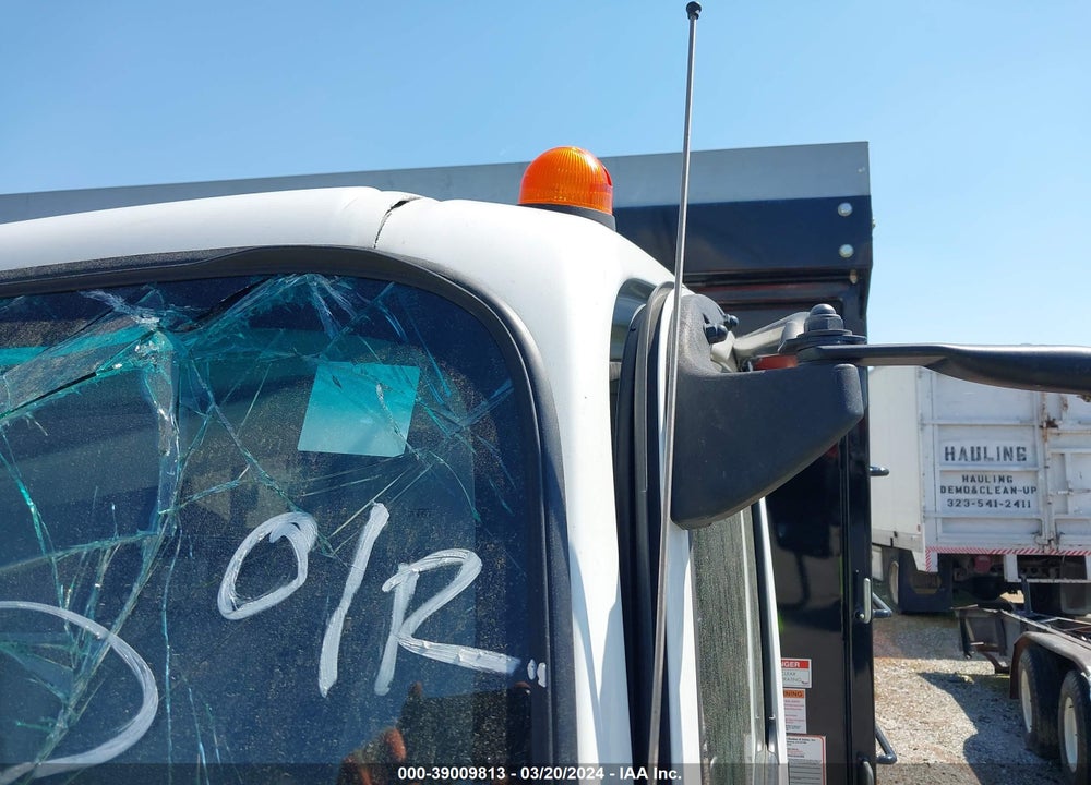 2020 ISUZU NPR HD VIN: 54DC4W1B2LS804163