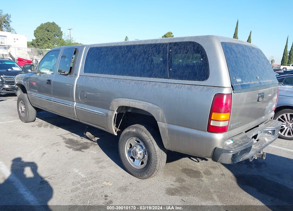2001 GMC SIERRA 2500HD SLE VIN: 1GTHC29GX1E339603