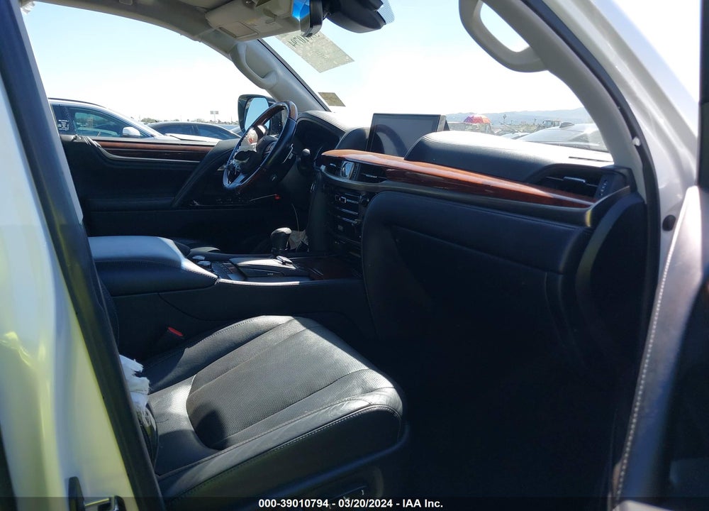 2016 LEXUS LX 570 VIN: JTJHY7AX5G4189941