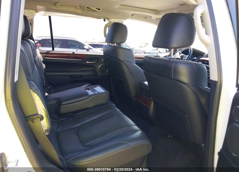 2016 LEXUS LX 570 VIN: JTJHY7AX5G4189941