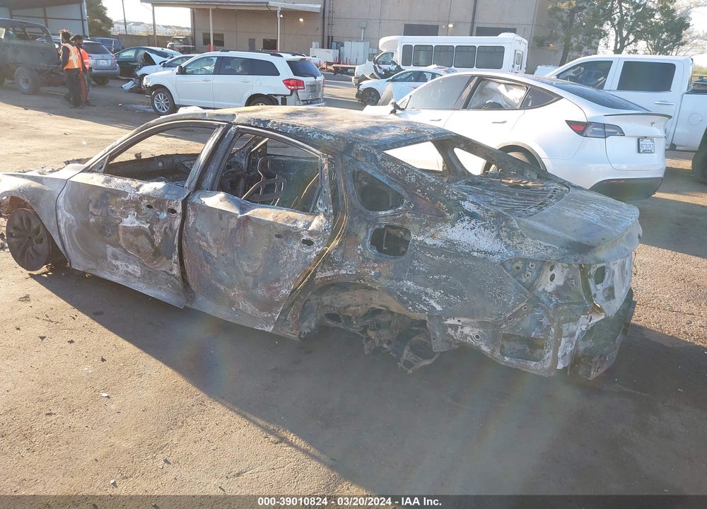 2018 HONDA ACCORD HYBRID VIN: 1HGCV3F13JA006176