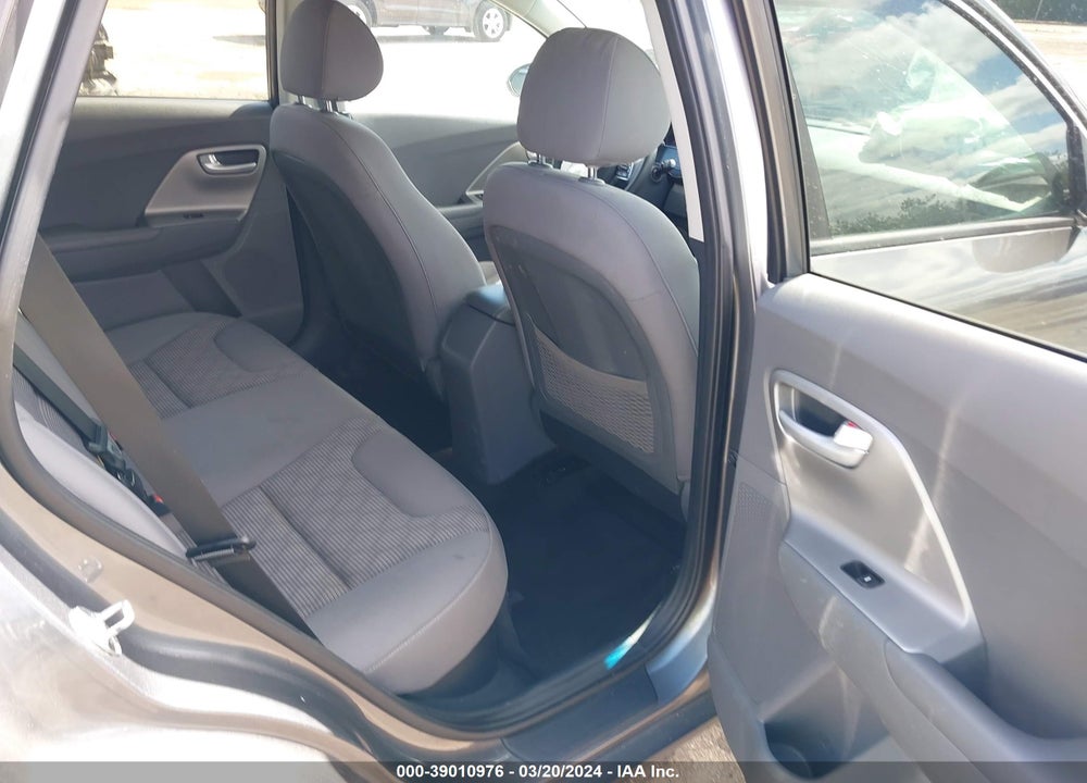 2017 KIA NIRO LX VIN: KNDCB3LC5H5068436