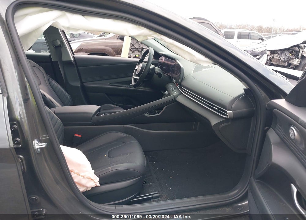 2024 HYUNDAI ELANTRA VIN: KMHLP4DG4RU663242