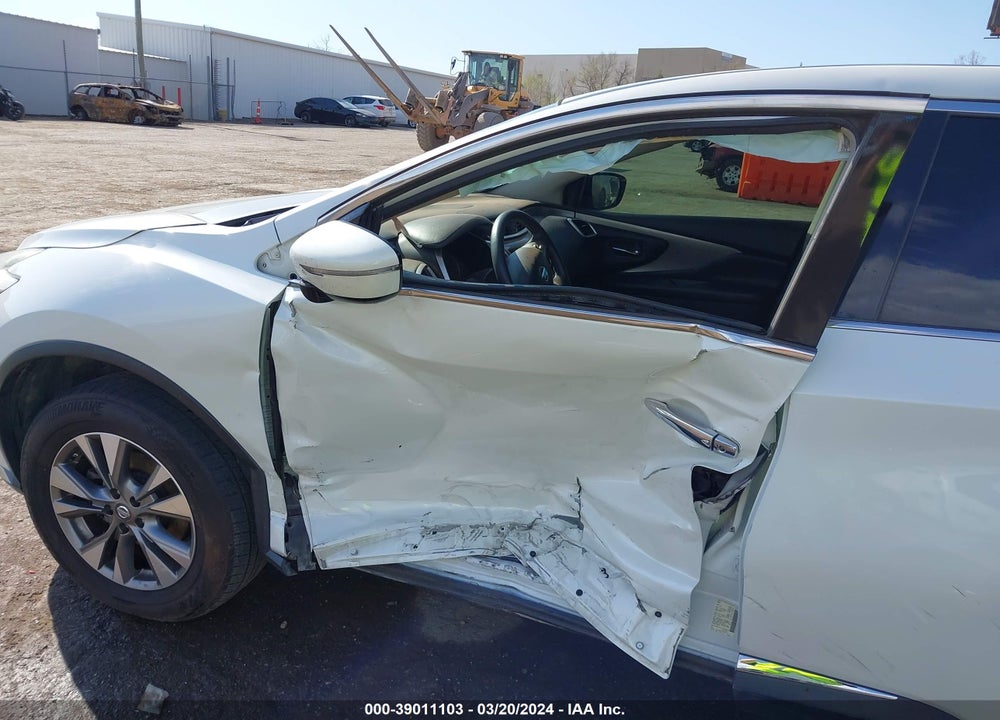 2015 NISSAN MURANO S VIN: 5N1AZ2MG3FN251924