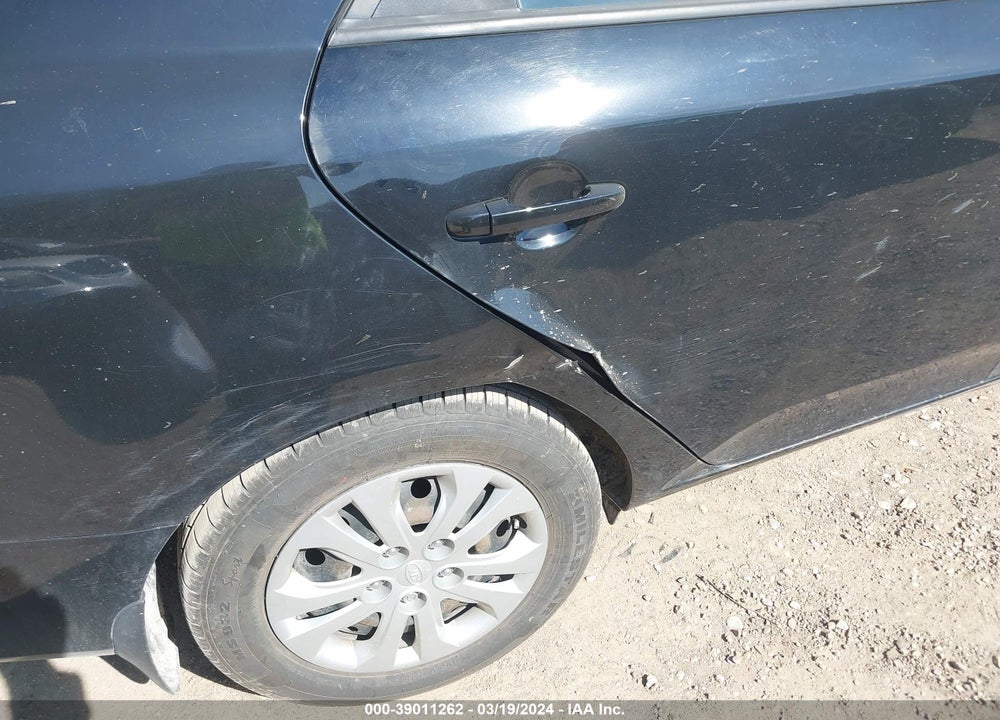 2011 KIA FORTE VIN: KNAFU4A22B5459846
