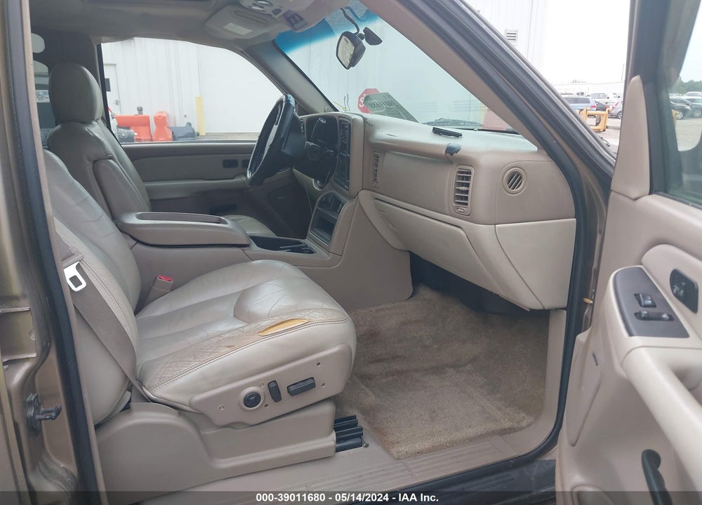 2003 CHEVROLET SUBURBAN 1500 LT VIN: 1GNFK16Z83J179863