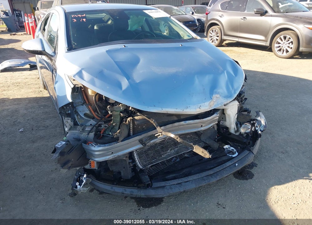 2013 CHEVROLET VOLT VIN: 1G1RH6E47DU129584