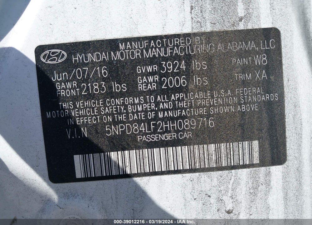 2017 HYUNDAI ELANTRA LIMITED VIN: 5NPD84LF2HH089716