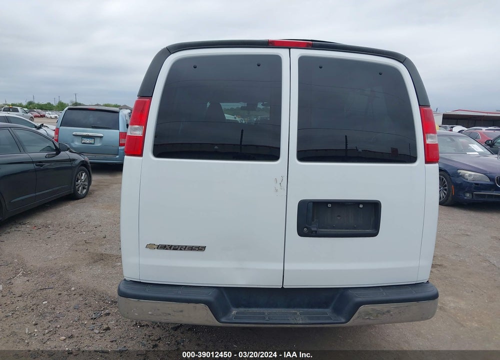 2020 CHEVROLET EXPRESS PASSENGER RWD 3500 EXTENDED WHEELBASE LT VIN: 1GAZGPFG4L1176248