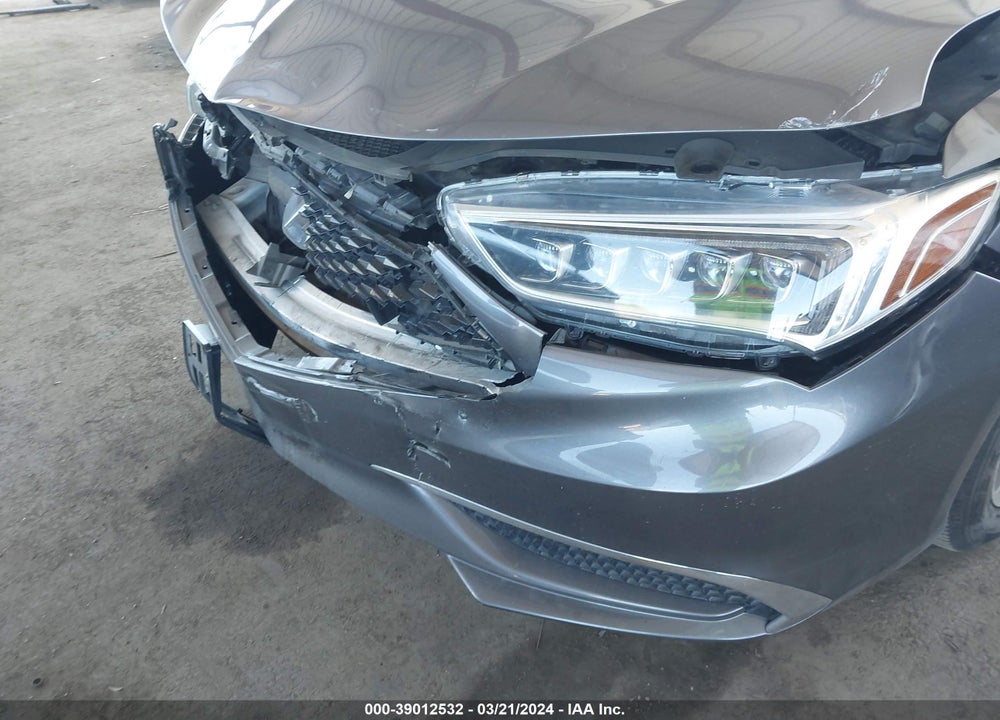 2018 ACURA TLX TECH PKG VIN: 19UUB1F56JA000084