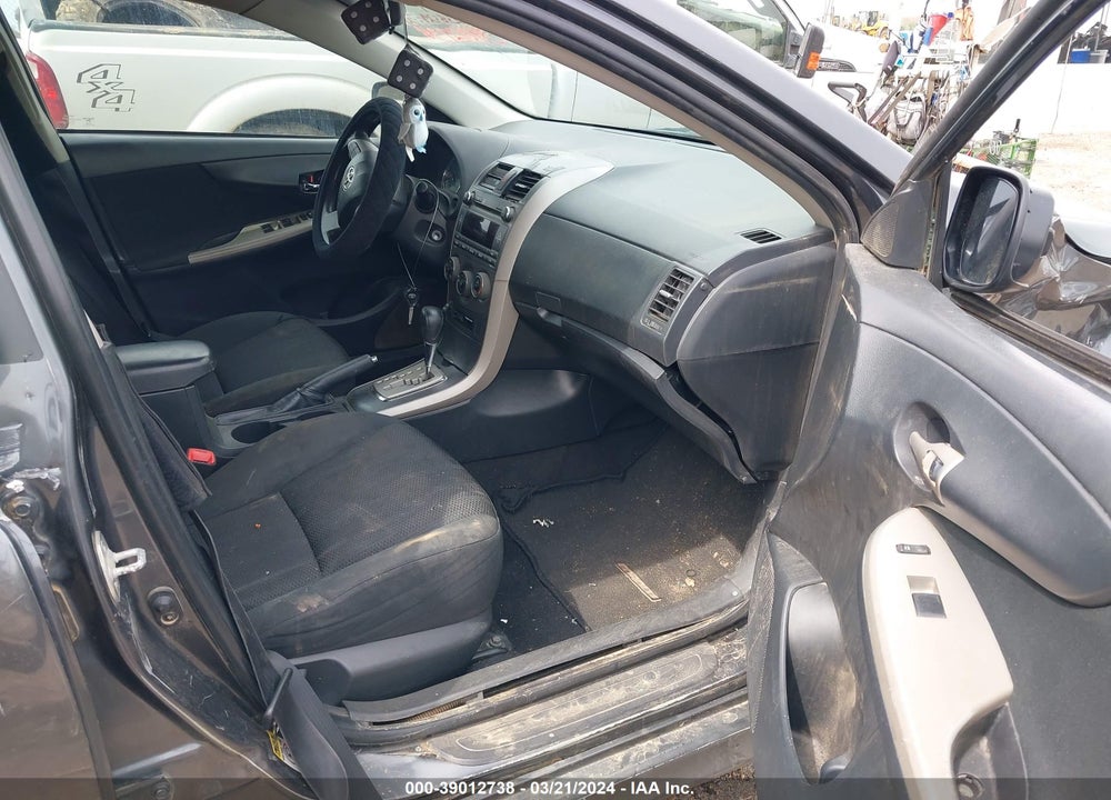 2011 TOYOTA COROLLA S VIN: 2T1BU4EE8BC743930