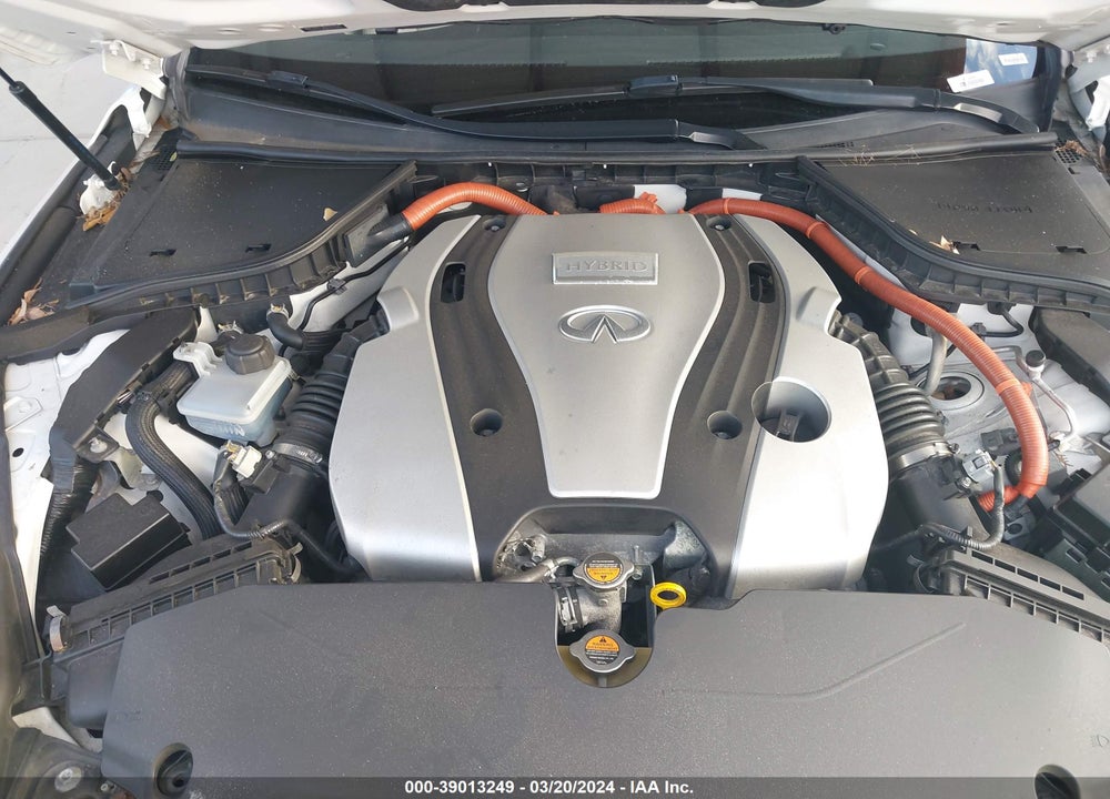 2015 INFINITI Q50 HYBRID SPORT VIN: JN1AV7AR2FM850860