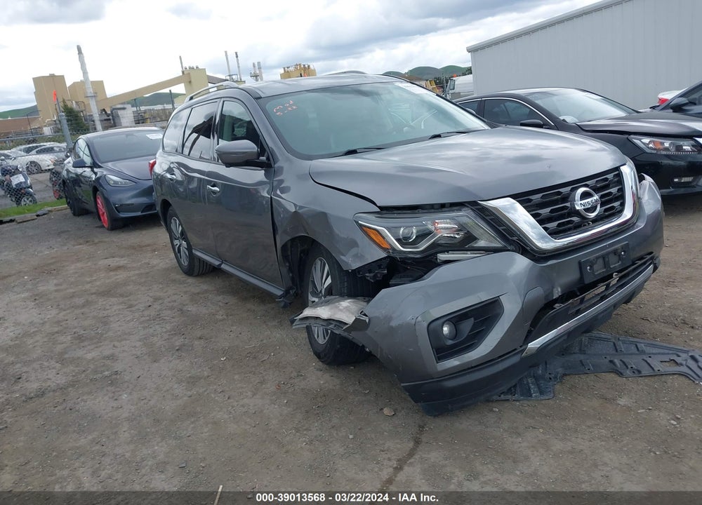 2018 NISSAN PATHFINDER SL VIN: 5N1DR2MN4JC604039
