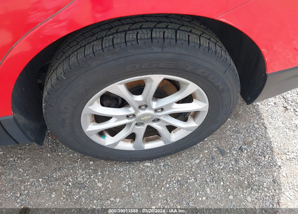 2018 CHEVROLET EQUINOX LT VIN: 3GNAXSEV0JL101132