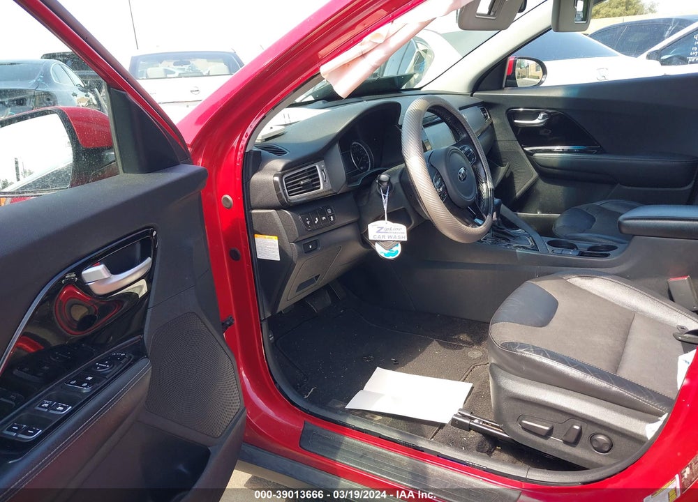 2019 KIA NIRO EX VIN: KNDCC3LC8K5220830