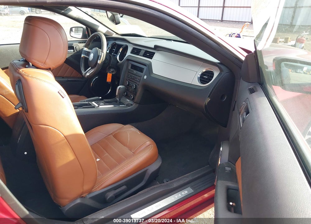 2014 FORD MUSTANG V6 PREMIUM VIN: 1ZVBP8AMXE5304027