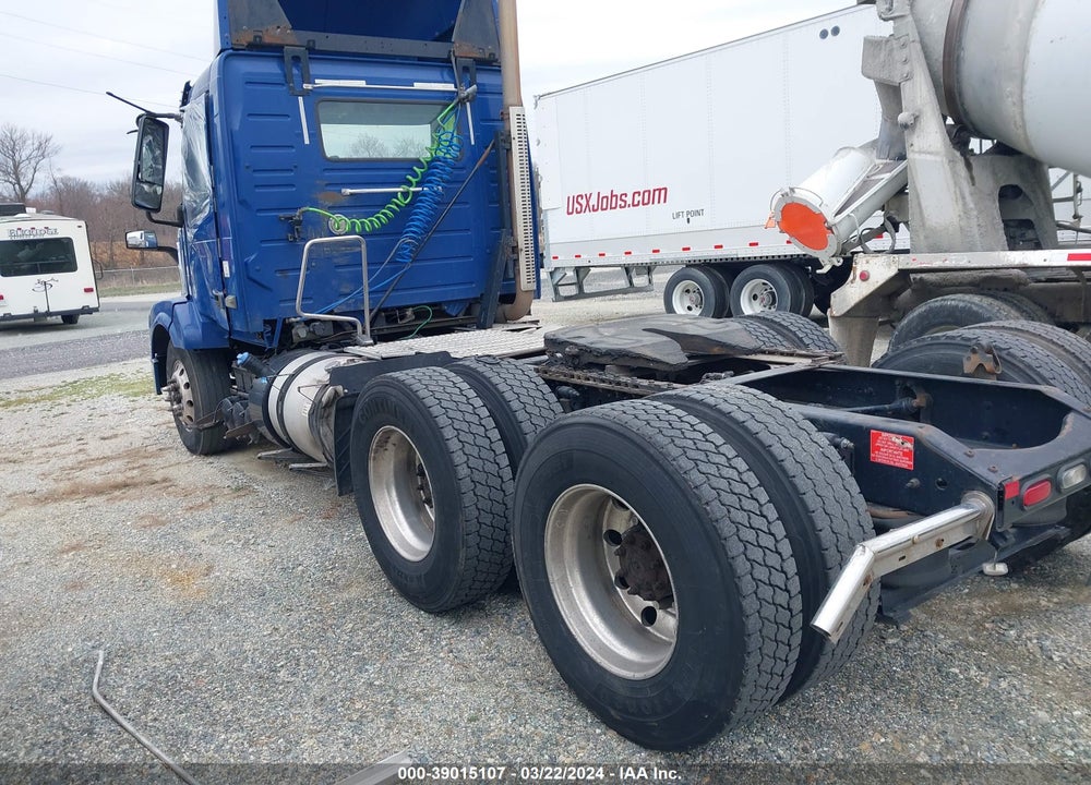 2015 VOLVO VN VNL VIN: 4V4NC9EH5FN913465