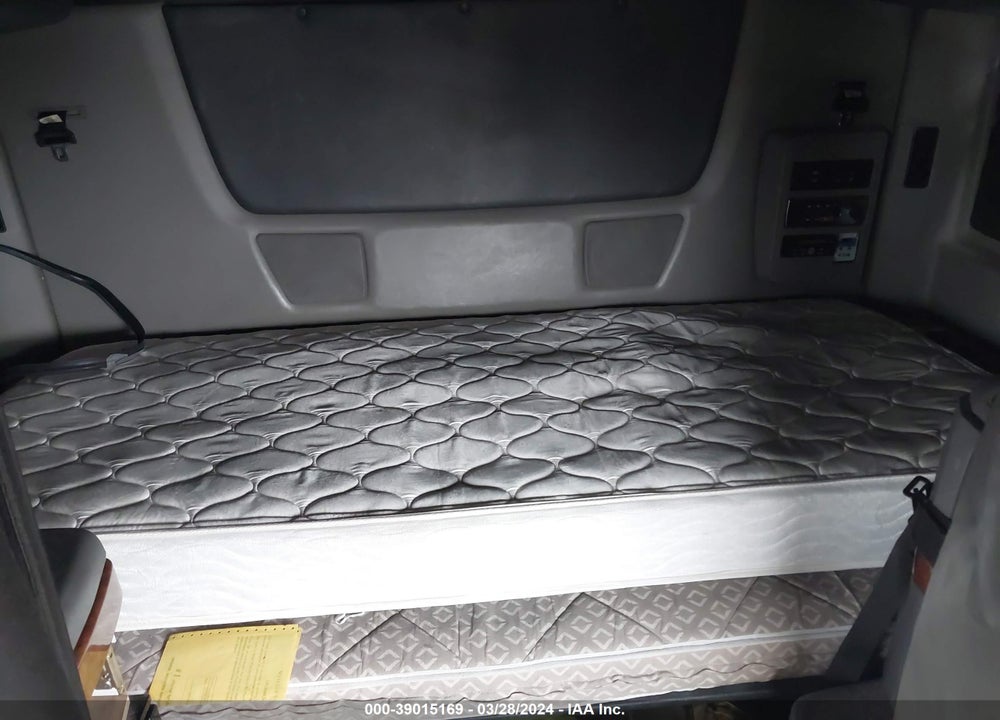 2019 INTERNATIONAL LT VIN: 3HSDZAPR1KN684771