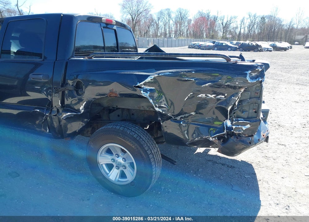 2008 DODGE DAKOTA SLT VIN: 1D7HW48N18S615185