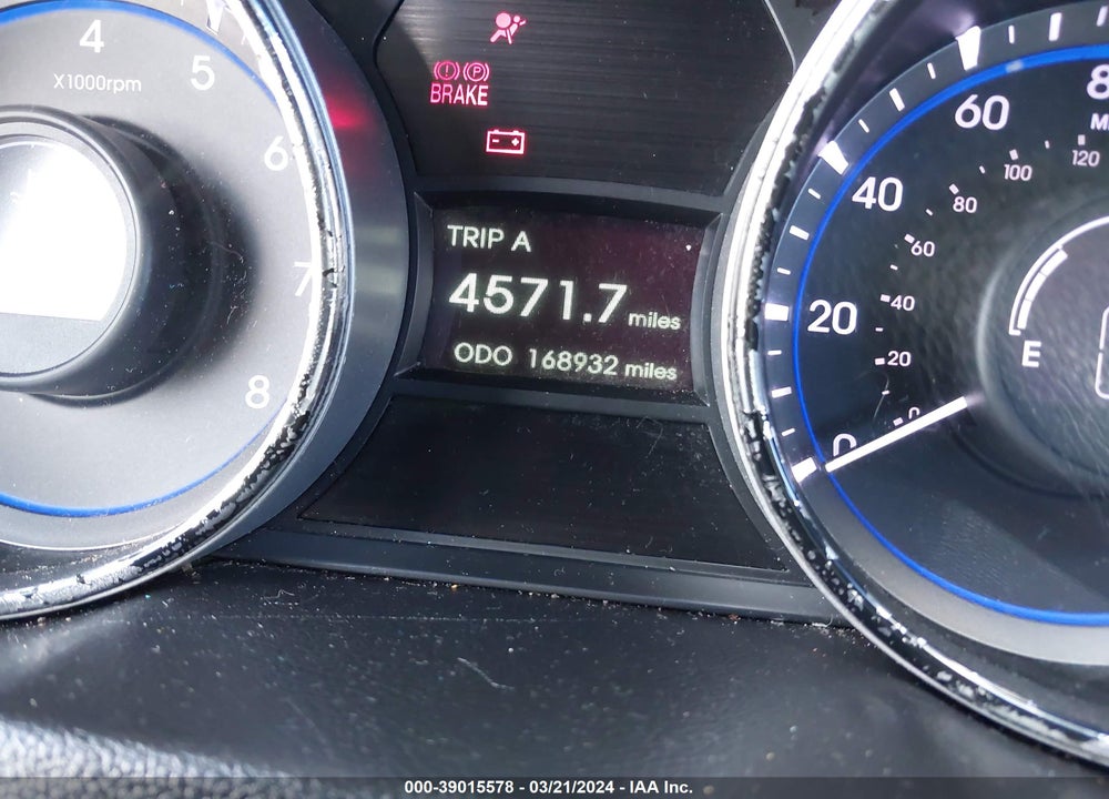 2014 HYUNDAI SONATA GLS VIN: 5NPEB4AC2EH919203