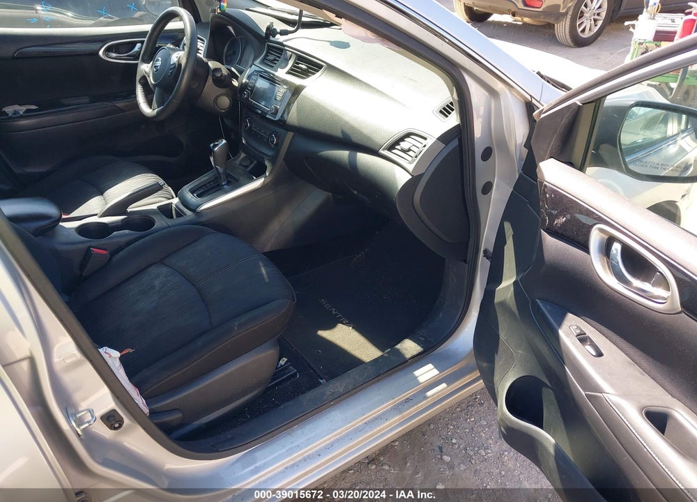 2017 NISSAN SENTRA SV VIN: 3N1AB7AP3HY312997