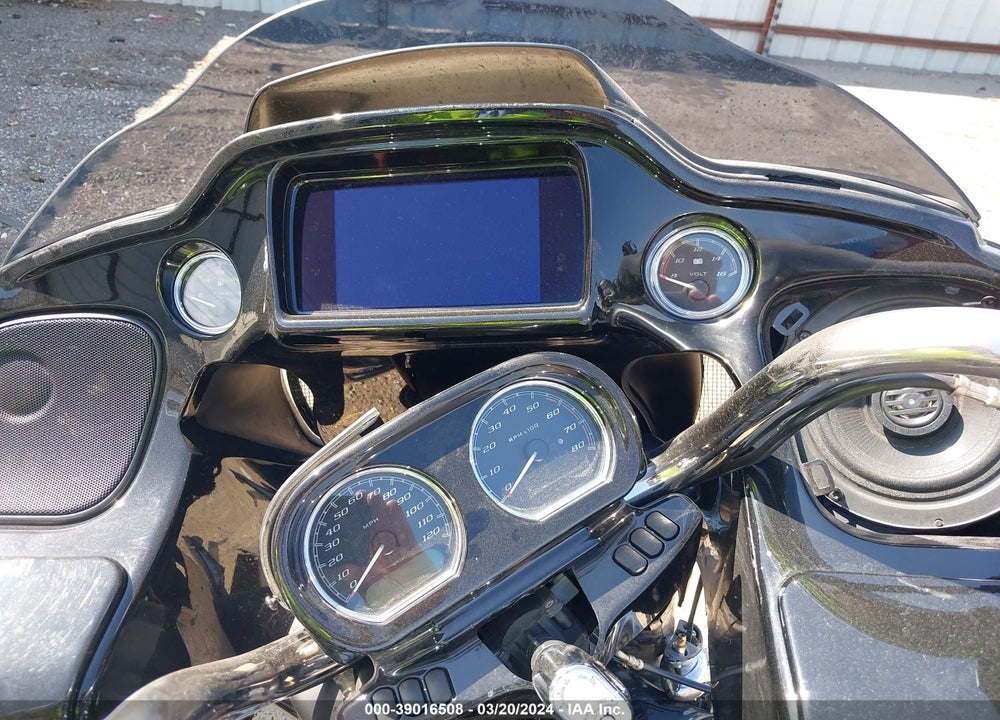 2021 HARLEY-DAVIDSON FLTRXS VIN: 1HD1KTP1XMB643074