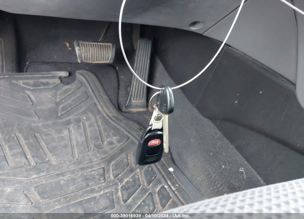 2013 HYUNDAI SONATA GLS VIN: 5NPEB4AC6DH599835