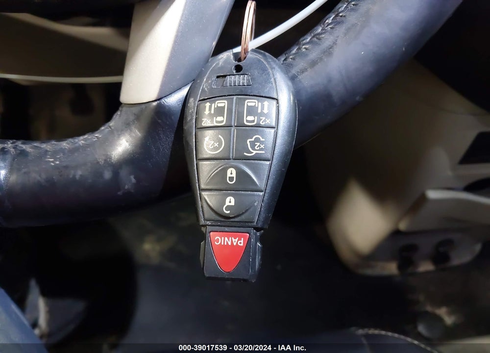 2016 CHRYSLER TOWN & COUNTRY TOURING VIN: 2C4RC1BG1GR149774