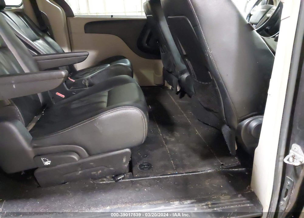 2016 CHRYSLER TOWN & COUNTRY TOURING VIN: 2C4RC1BG1GR149774