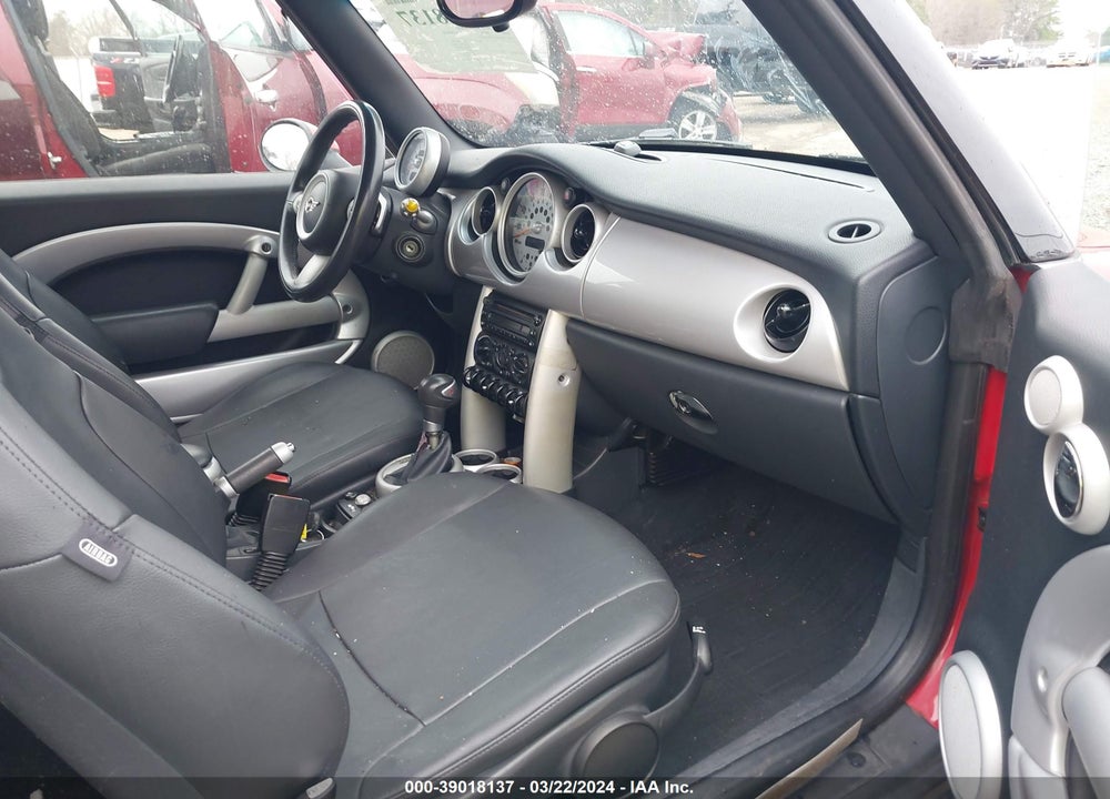 2008 MINI COOPER VIN: WMWRF33588TG18725