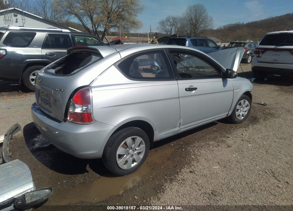 2008 HYUNDAI ACCENT GS VIN: KMHCM36C98U084534