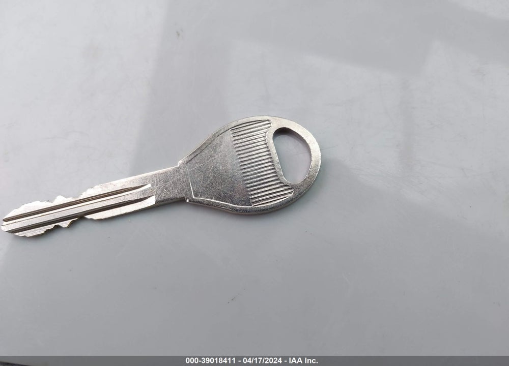 2012 NISSAN VERSA 1.6 SV VIN: 3N1CN7AP2CL855568